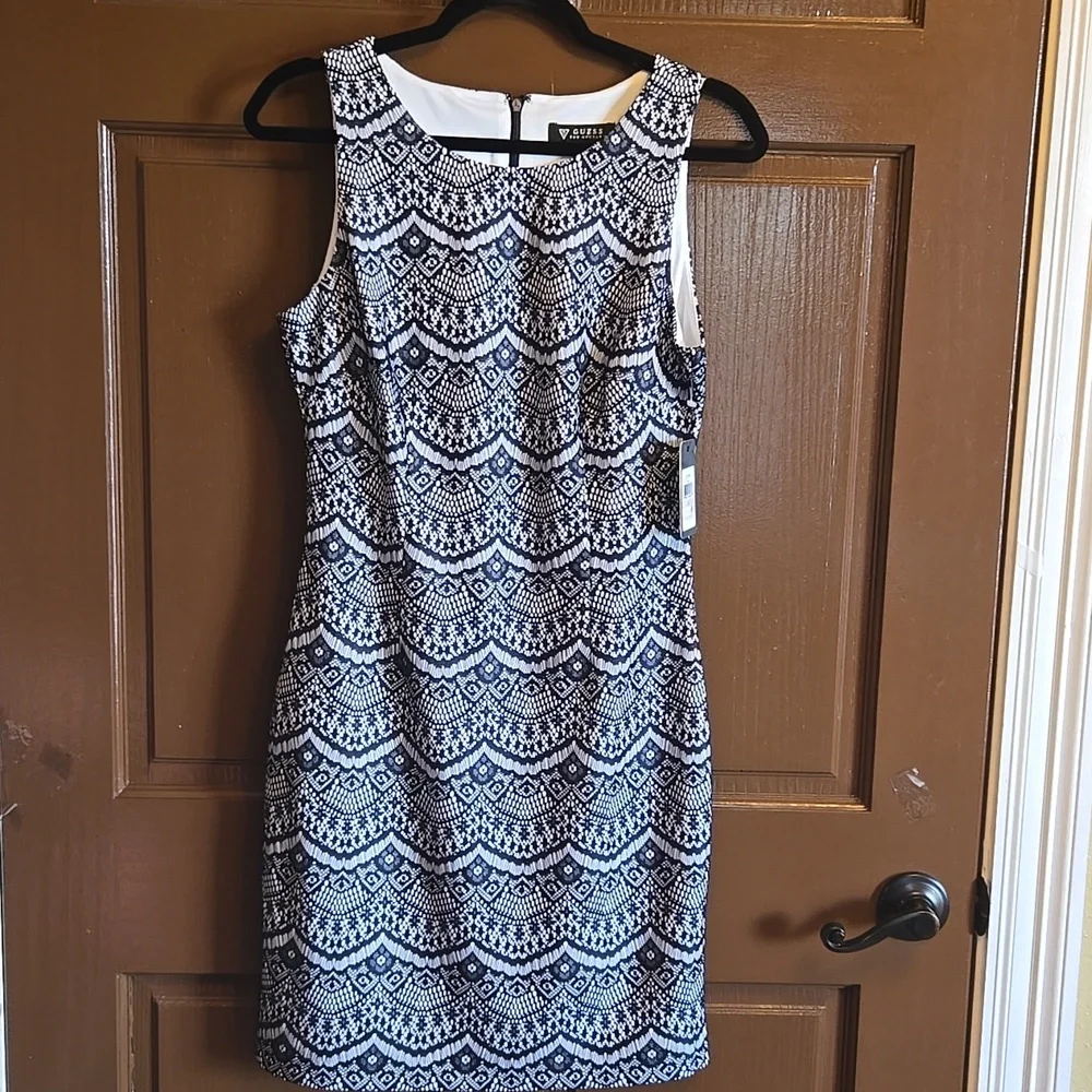 Guess-Lace Navy & white sleeveless dress Sz 6 NWT.